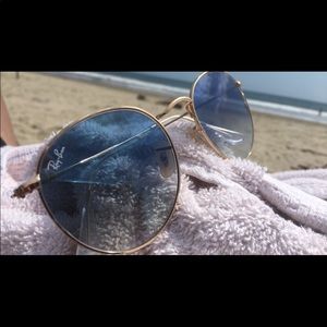 Gold beach vibe ray ban sunglasses